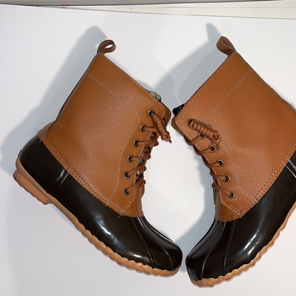 SPORTO leather and plaid duck boots